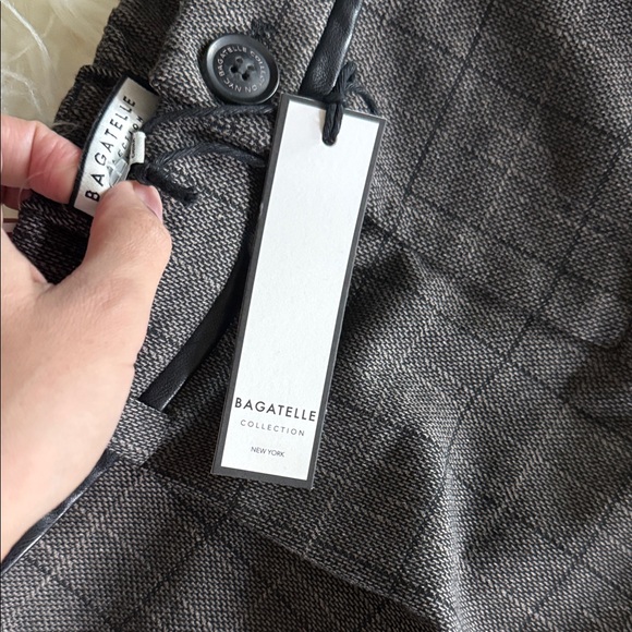 Bagatelle Women's Black Checkered Trousers - Picture 4 of 8